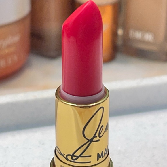 MAC ~ ‘@BENNYDRAMA7’ ~ Amplified Creme Lipstick ~ Full Size  ~ LE ~ FS ~ BNIB - Picture 4 of 16